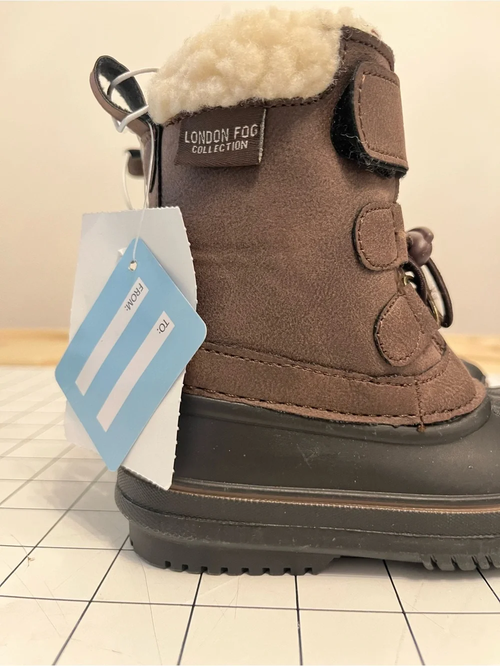 London Fog Brown Faux Shearling-Lined Boot Size 6